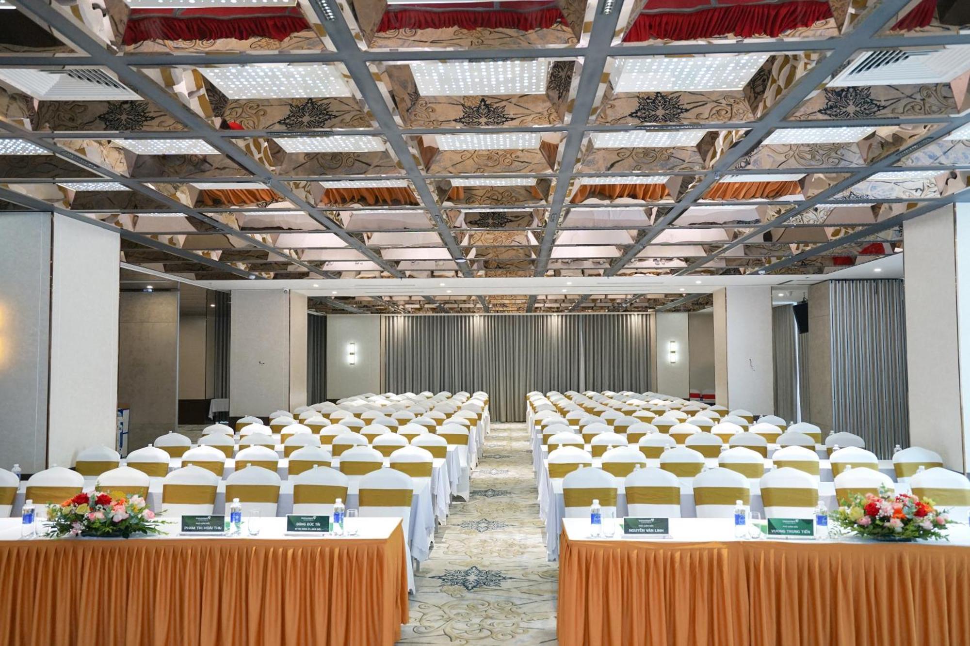Cua Dong Luxury Hotel Винь Экстерьер фото
