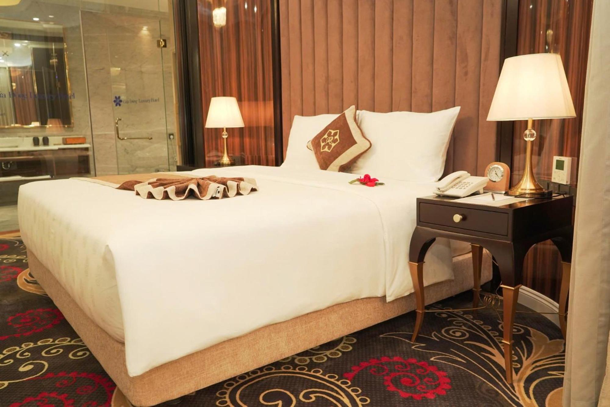 Cua Dong Luxury Hotel Винь Экстерьер фото